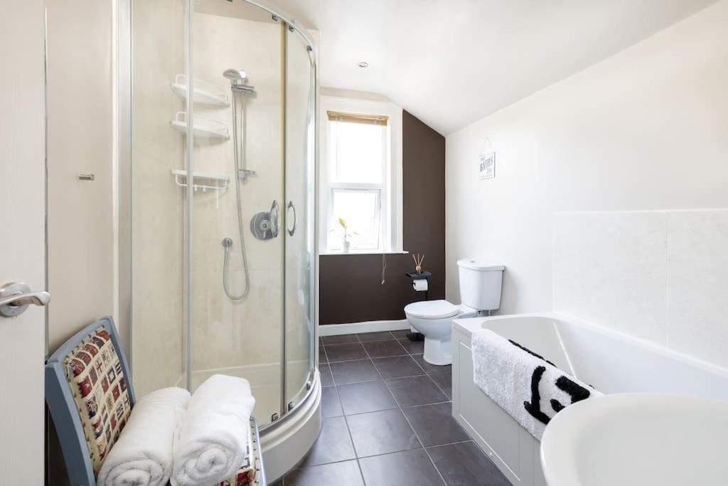 Pure B - Welcoming Bath City 3 Bed House Free Parking & Wifi Ngoại thất bức ảnh